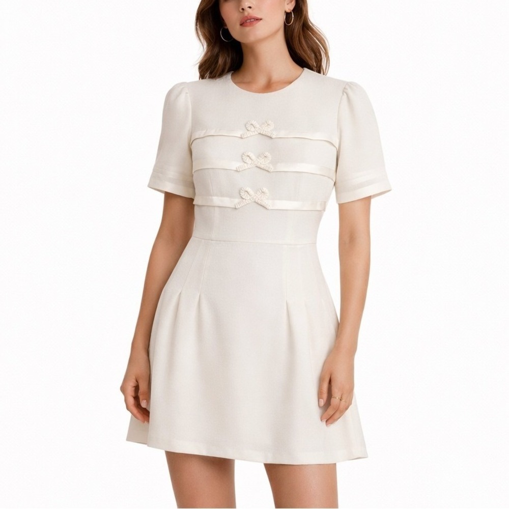 TOPSHOP Fit and Flare Mini‎ Dress with Bow Detail. Size 6